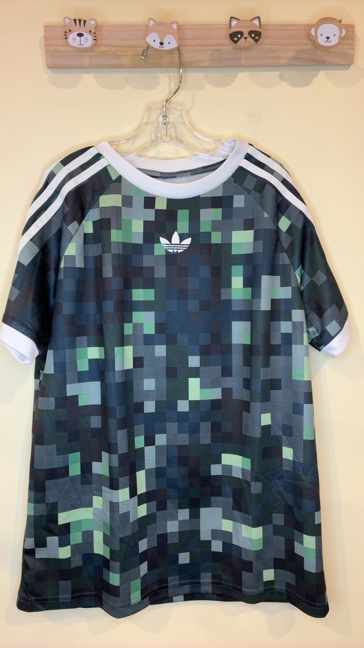 Adidas T-Shirt | Size 10-11