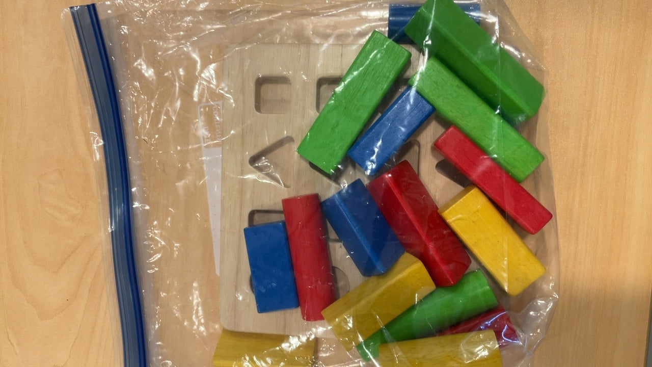 Plan Toys Geometric Pegboard