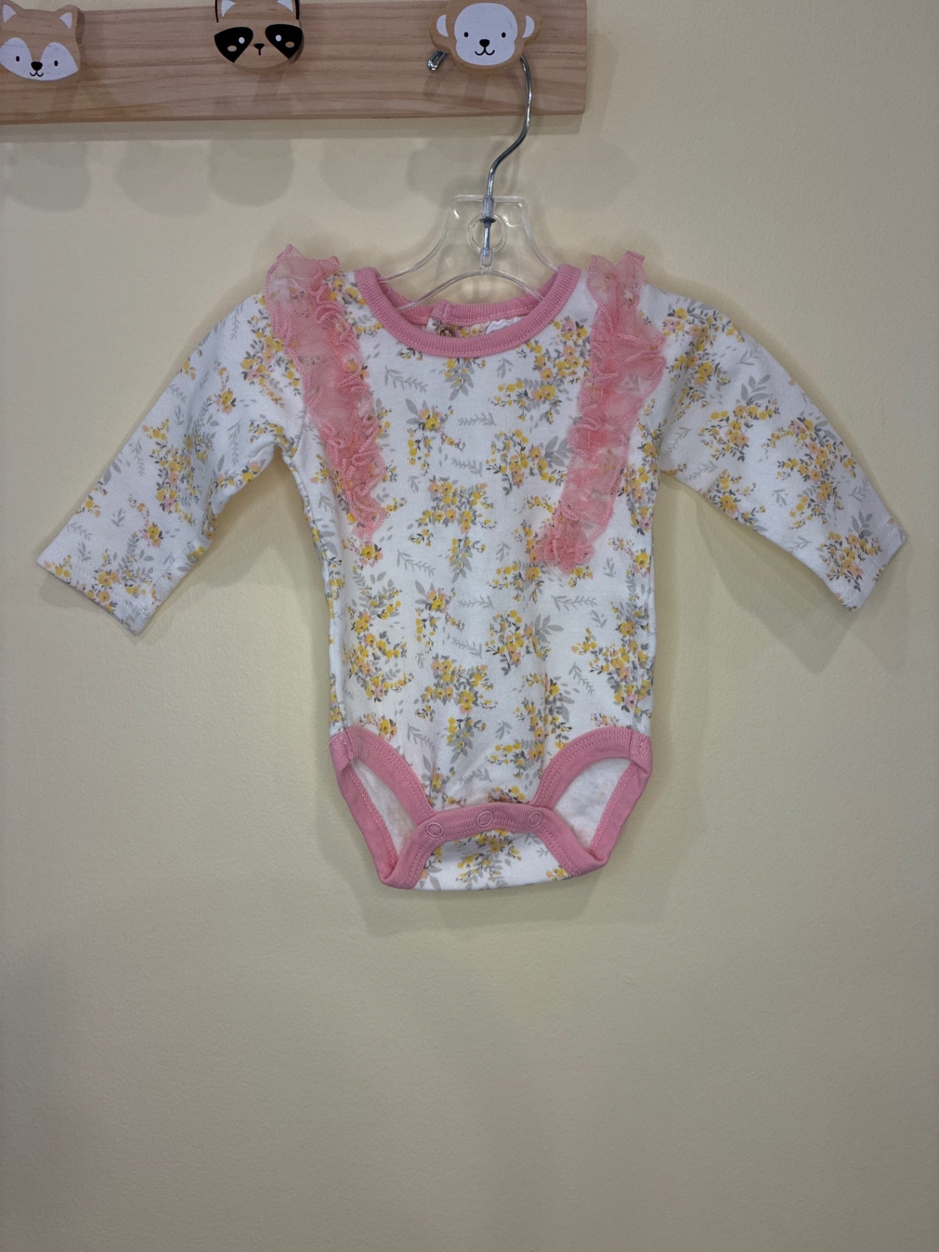 Little Beginnings Bodysuit | Size 0-3 months