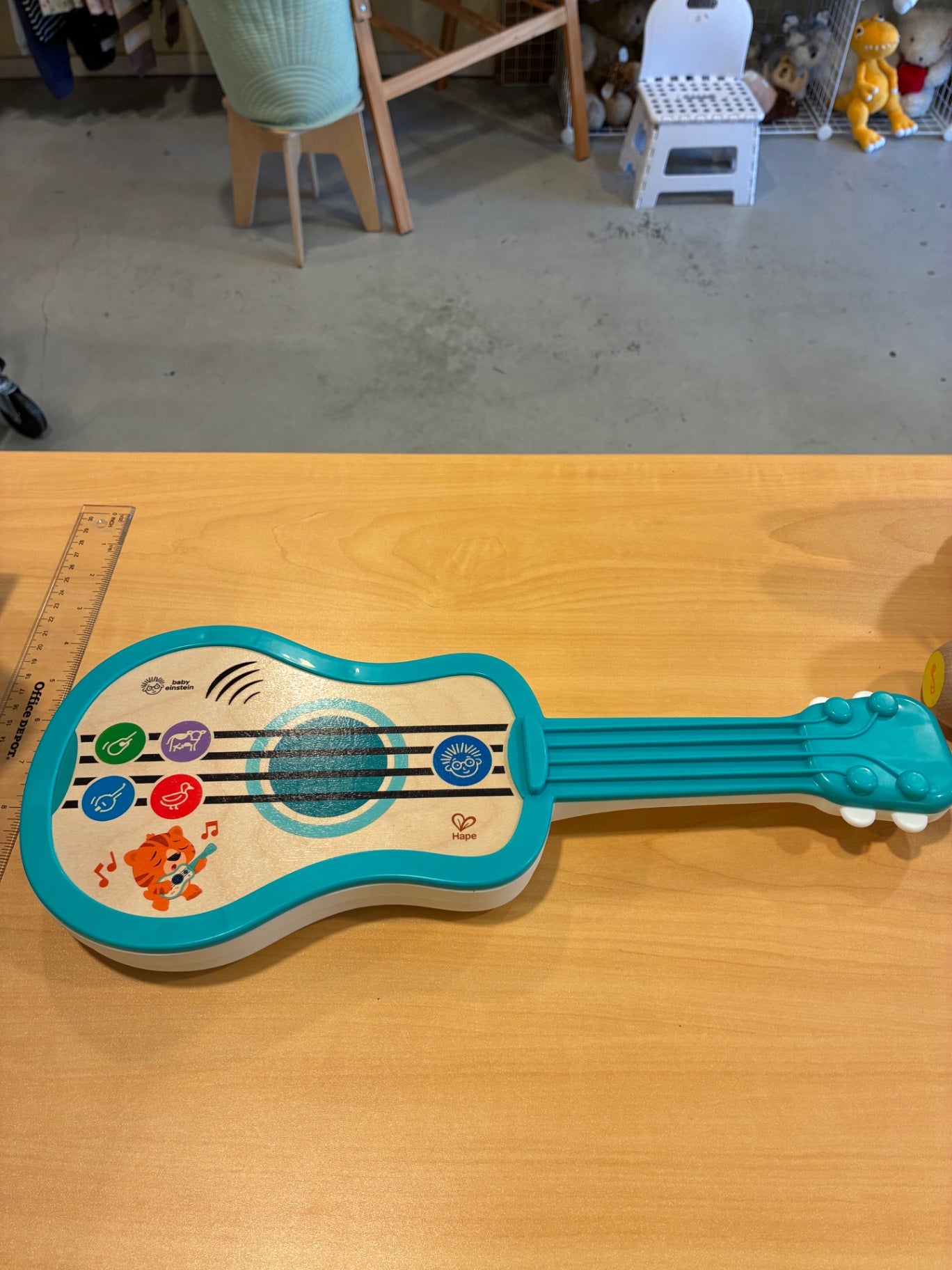 Hape x Baby Einstein | Sing & Strum Magic Touch Ukulele