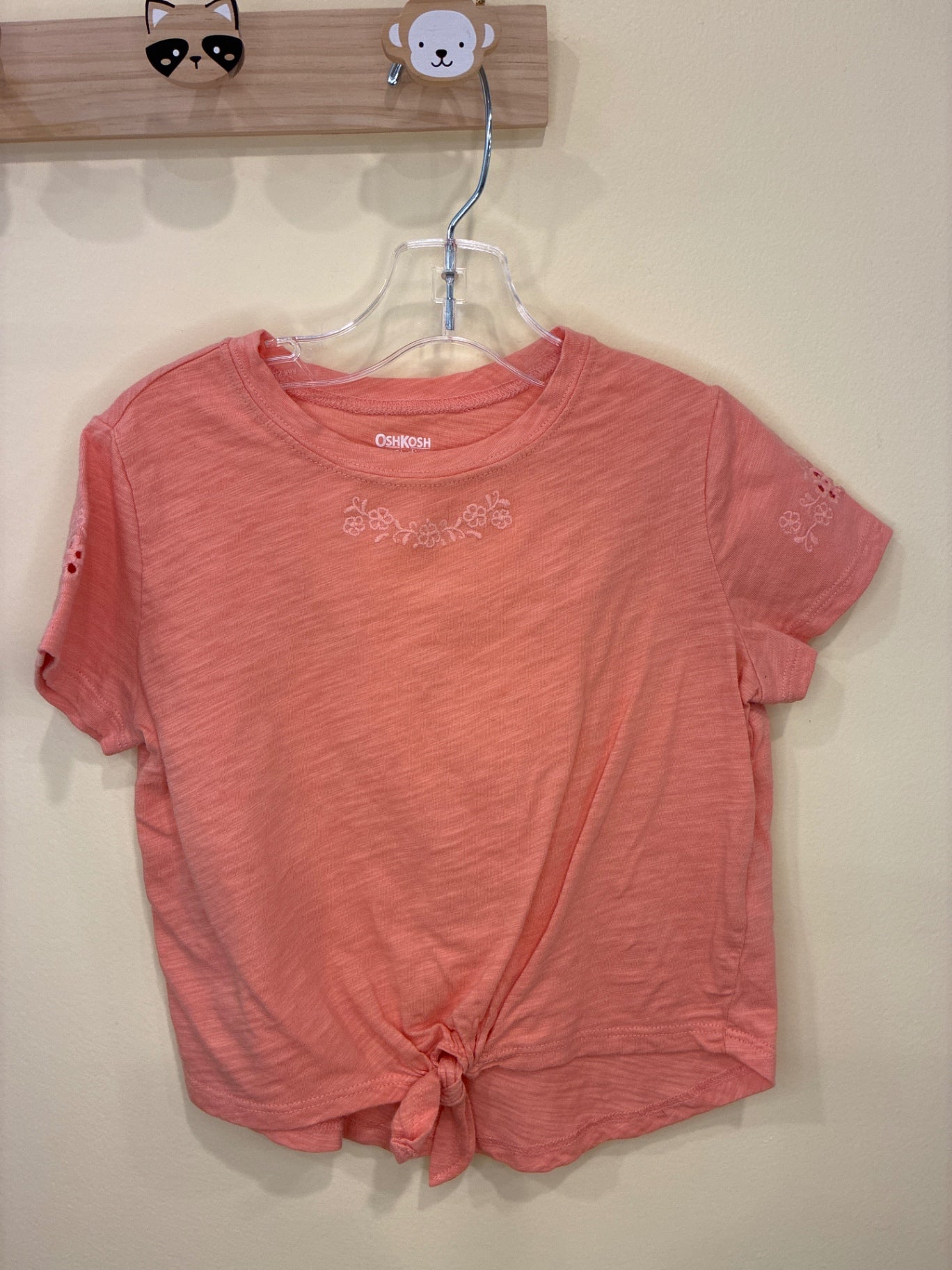 OshKosh B'gosh T-Shirt | Size 5T