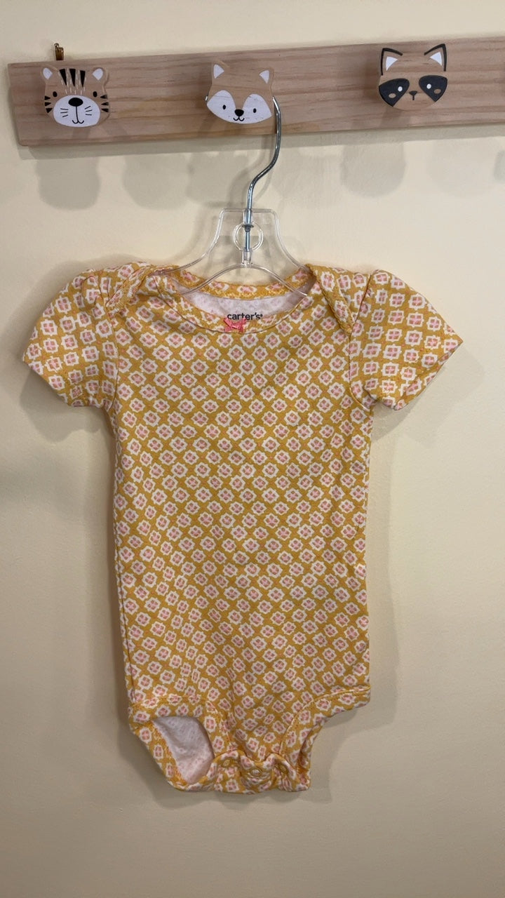 Carter's Bodysuit | Size 9 months