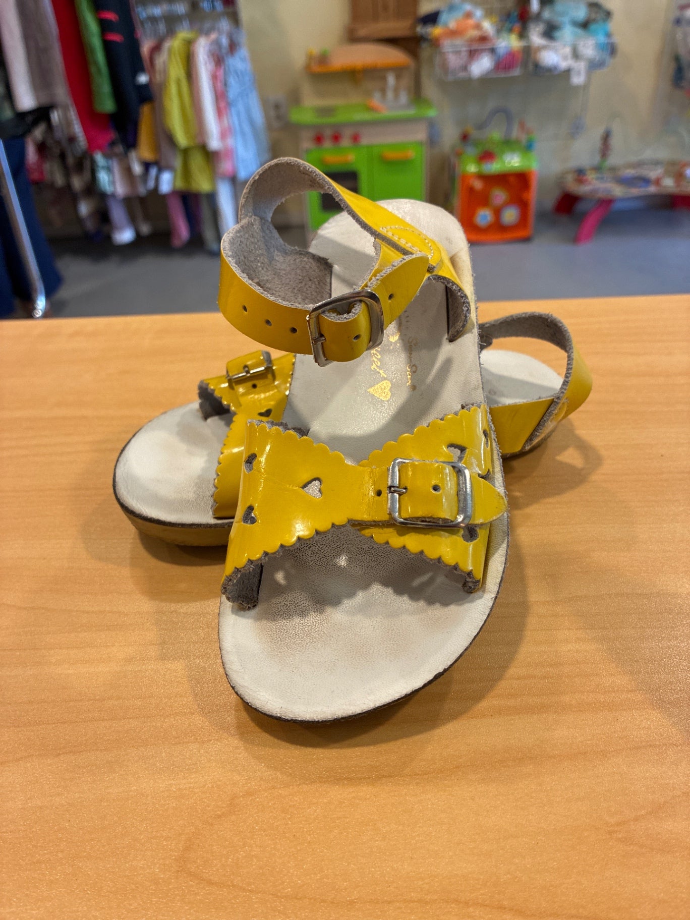 Sun-San Sandals | Size