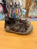 KEEN Sandals | Size Big Kids 4