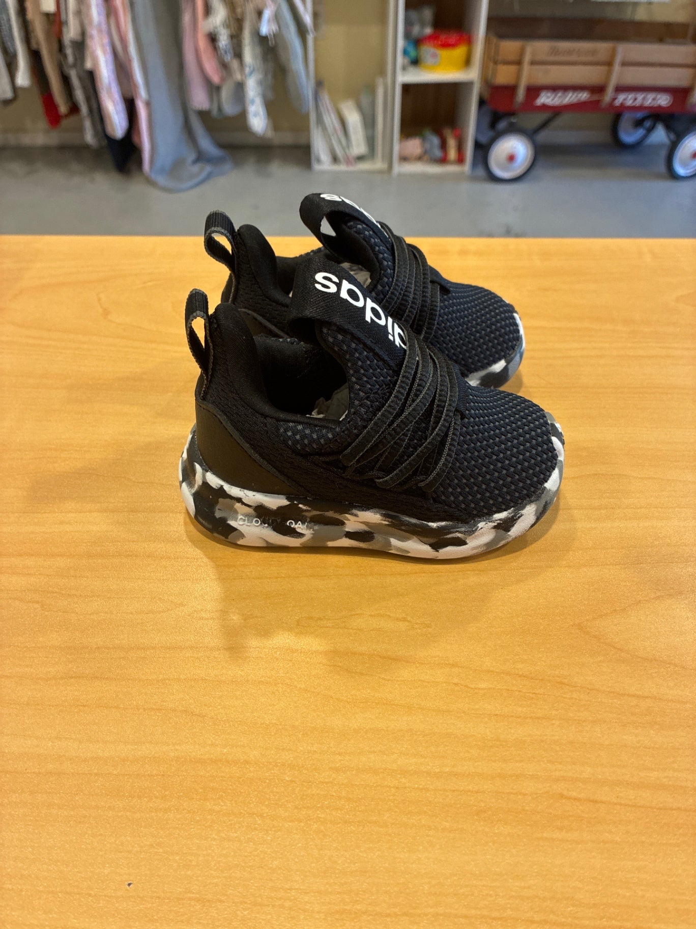 Adidas Sneakers NWOT | Little Kids 4