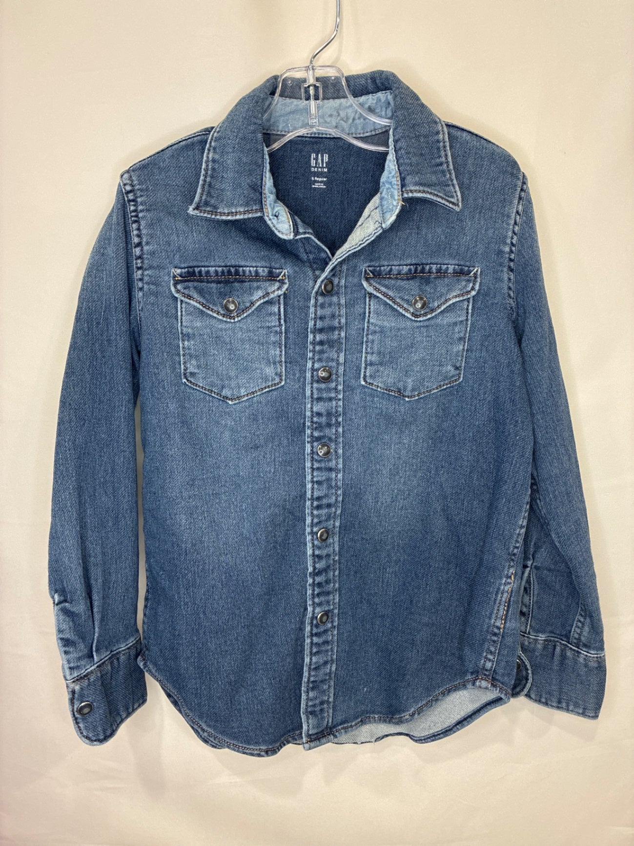 GAP Shirt | Size 6-7