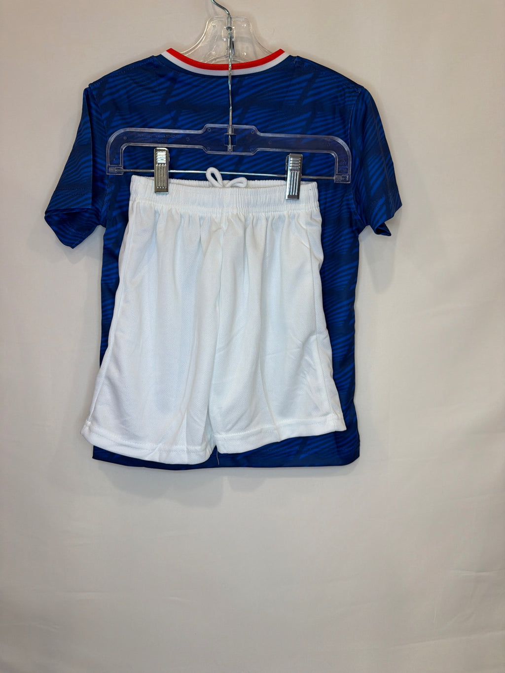NWT France Kit | Size 4