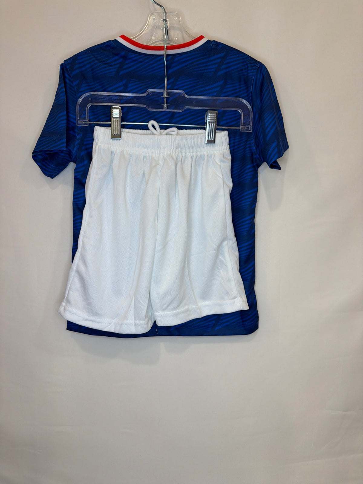 NWT France Kit | Size 4