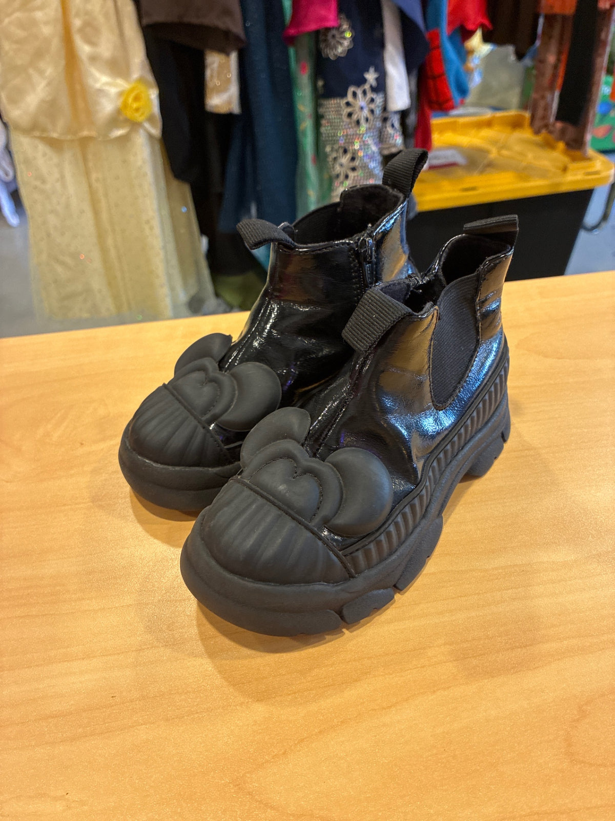 Zara x Disney Boots | Little Kids 8