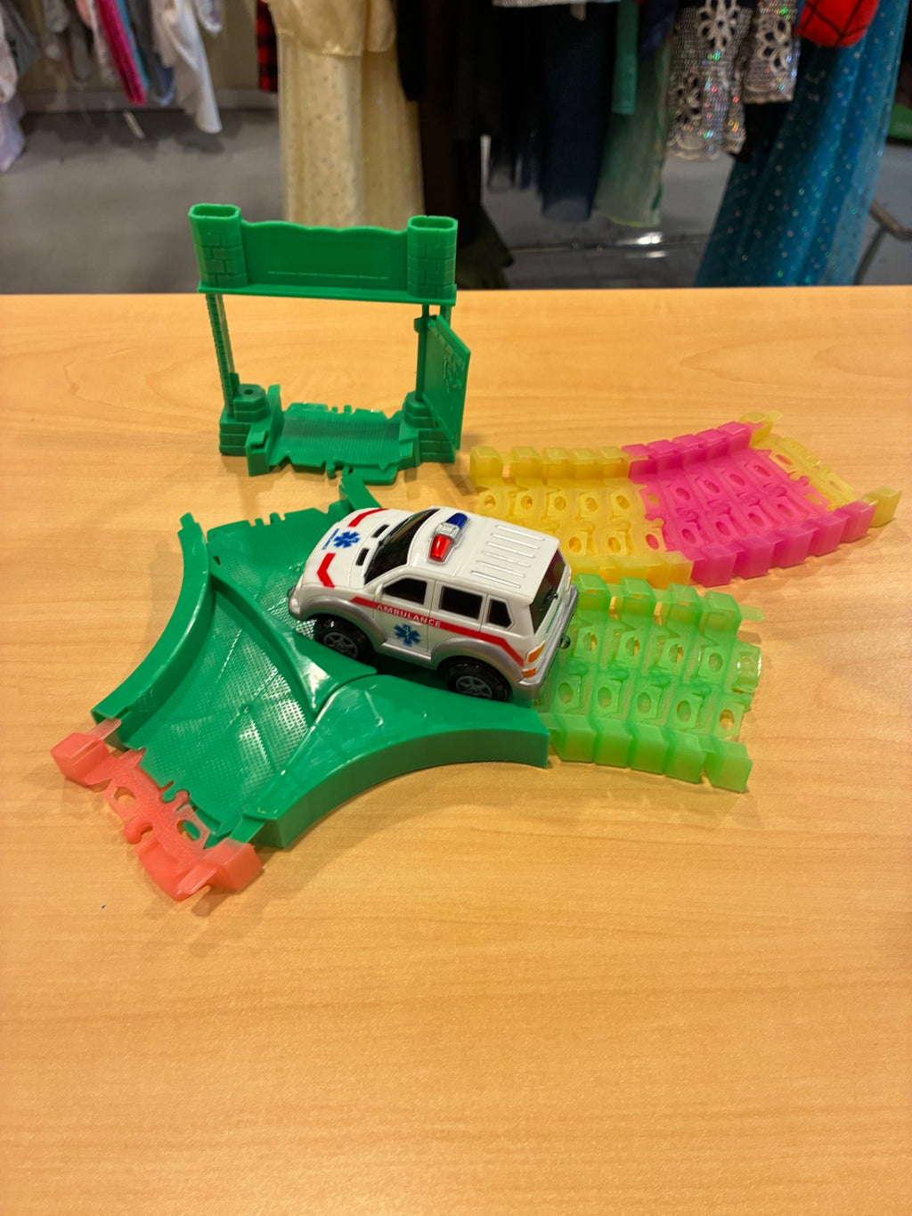 Mindscope Twister Tracks and Car