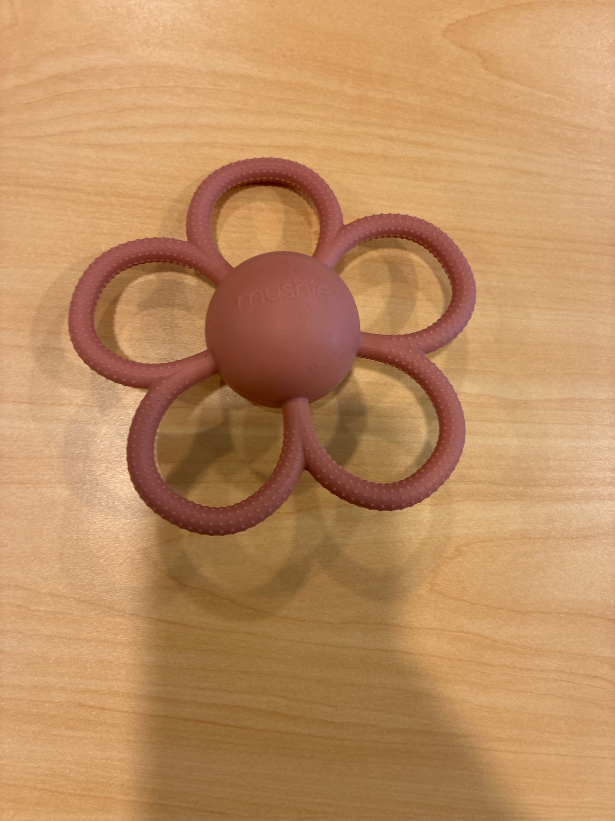 Mushie | Silicone Daisy Rattle Teether