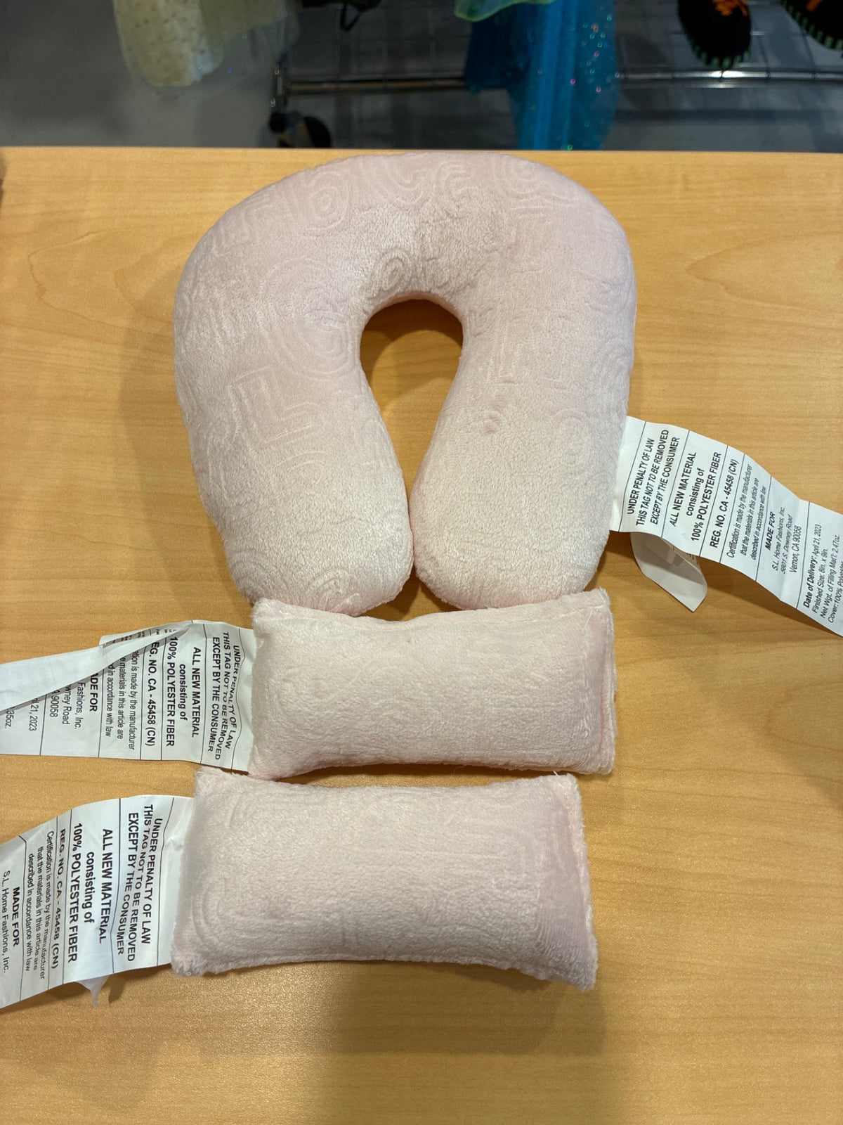 S.L. Home Fashions | Travel Pillow Strap Covers